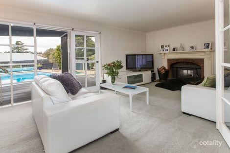 Property photo of 42 Dalsten Grove Mount Eliza VIC 3930