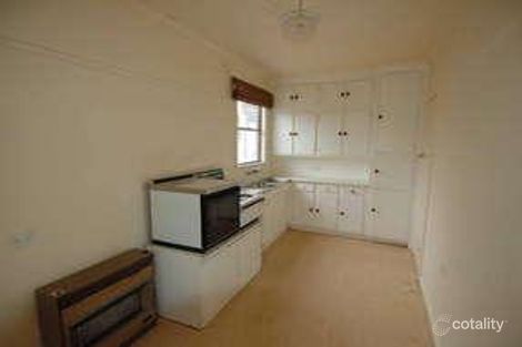 Property photo of 1 Clematis Avenue Wendouree VIC 3355