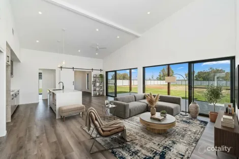 Property photo of 5 Humpback Circuit Booral QLD 4655