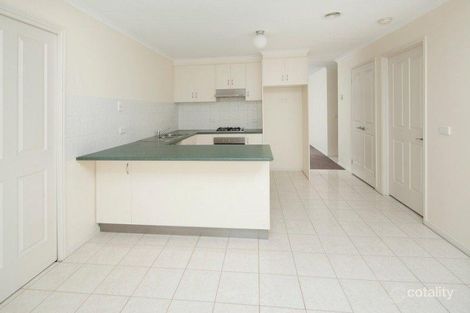 Property photo of 2/28-30 Childers Street Cranbourne VIC 3977