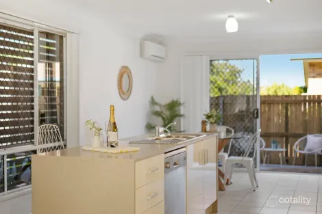 Property photo of 1/31 McAneny Street Redcliffe QLD 4020