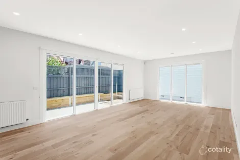Property photo of 2A Clarence Avenue Carnegie VIC 3163