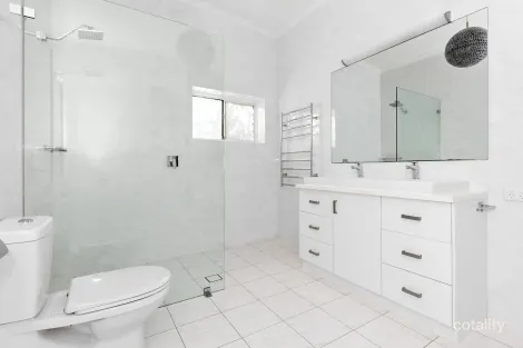 Property photo of 28 Carunta Street Wattle Park SA 5066