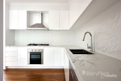 Property photo of 2/97 Herbert Street Dandenong VIC 3175