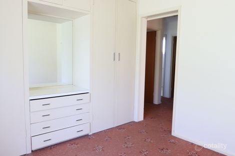 Property photo of 2/28 Neale Street Kennington VIC 3550