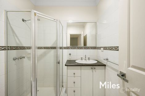 Property photo of 5/95 Nell Street Greensborough VIC 3088