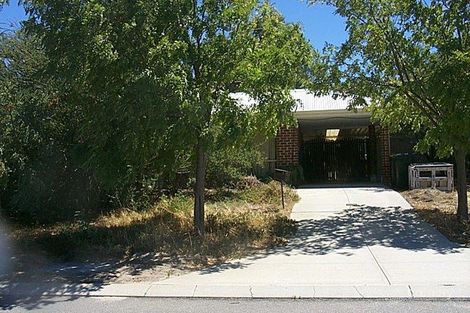 33 Watheroo Ct, Ballajura, WA 6066