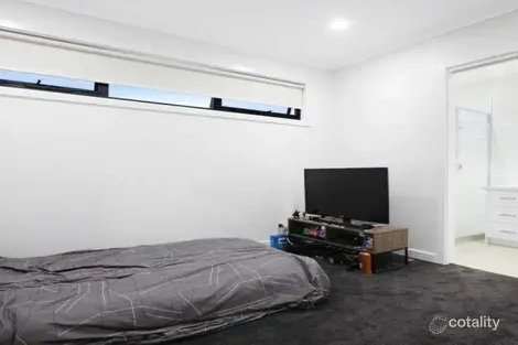 Property photo of 3/5 Miranda Road Reservoir VIC 3073