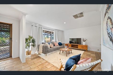 Property photo of 19 Harcourt Place Bellevue WA 6056