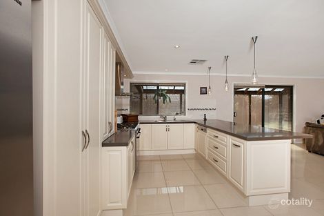 2 Dotterel Pl, Seaford Rise, SA 5169