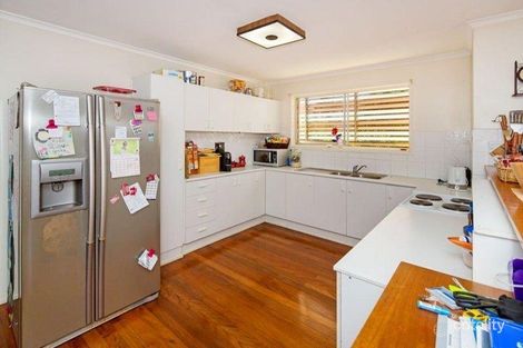 Property photo of 28 Mascar Street Upper Mount Gravatt QLD 4122
