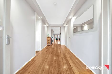 Property photo of 22 Swordgrass Avenue Tarneit VIC 3029