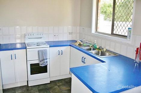 Property photo of 11 Howlett Street Urangan QLD 4655