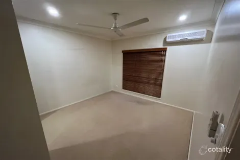 Property photo of 31 Sunbird Drive Woree QLD 4868