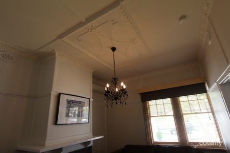 Property photo of 20 Honeysuckle Street Bendigo VIC 3550