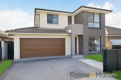 147 Macksville St, Carnes Hill, NSW 2171