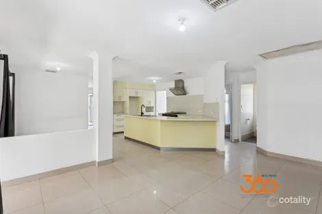 Property photo of 12 Ardmore Parade Ellenbrook WA 6069