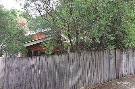 24 Hobbs St, Auchenflower, QLD 4066