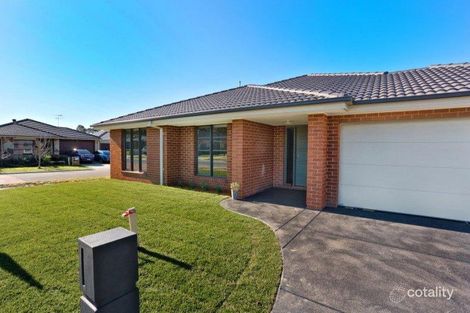 50 Thwaites Rd, Pakenham, VIC 3810