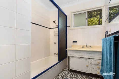 Property photo of 26A Jimmieson Avenue Labrador QLD 4215