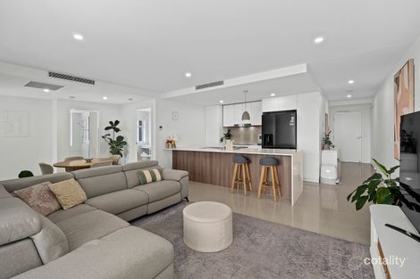 Property photo of 405/100 Holdsworth Street Coorparoo QLD 4151