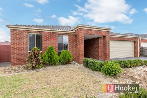 11 Elpara Way, Hampton Park, VIC 3976
