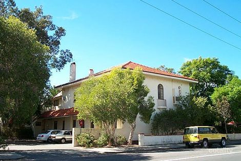 28 Broadway, Crawley, WA 6009