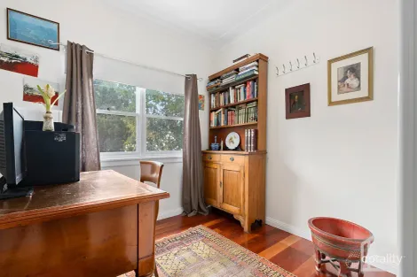 Property photo of 24 Bee Farm Road Springwood NSW 2777