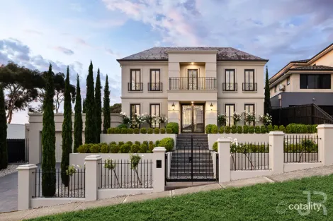 Property photo of 46 Leemak Crescent Berwick VIC 3806