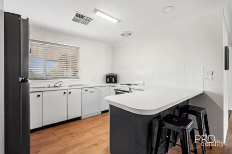 Property photo of 29 Mallory Street Ashmont NSW 2650