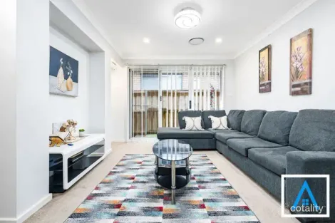 Property photo of 21 Wheatley Drive Airds NSW 2560