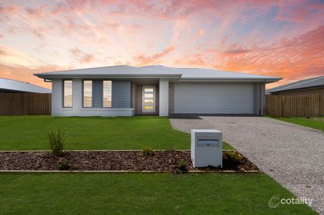 6 North Lakes Cct, Burrum Heads, QLD 4659