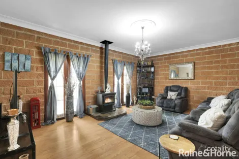 Property photo of 1 Copper Leaf Place Worrigee NSW 2540