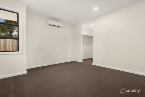 Property photo of 2/11 Stephen Road Ferntree Gully VIC 3156