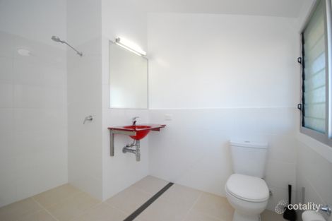 Property photo of 1/52 Bromley Street Kangaroo Point QLD 4169
