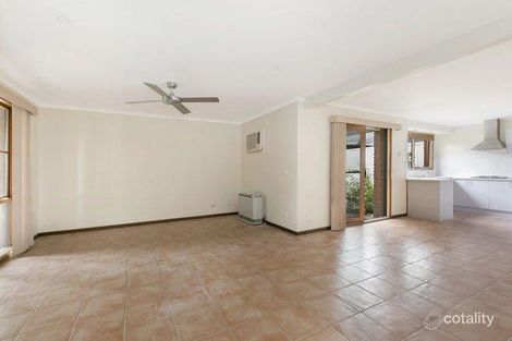 Property photo of 16 Caroline Crescent Cranbourne West VIC 3977