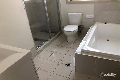 13b Coffs Harbour Ave, Hoxton Park, NSW 2171