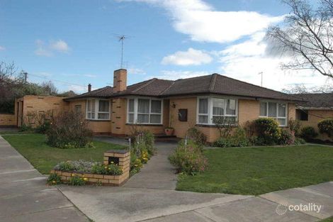 401 Forest St, Wendouree, VIC 3355