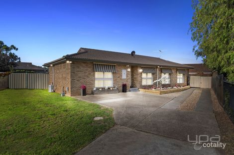 Property photo of 4 Laraine Place Melton West VIC 3337