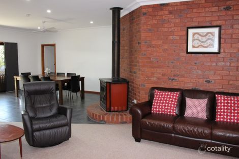 Property photo of 7 Wilkins Grove Swan Hill VIC 3585