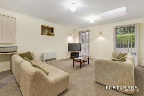 Property photo of 2 Woodchurch Close Ringwood VIC 3134