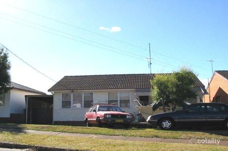 Property photo of 20 Long Crescent Shortland NSW 2307