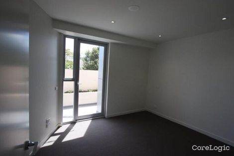 Property photo of 2/1 Mackie Road Bentleigh East VIC 3165
