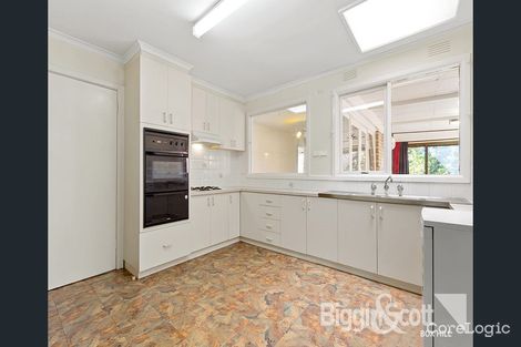 Property photo of 32 Palmerston Avenue Templestowe Lower VIC 3107