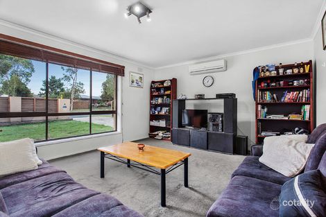Property photo of 11 Kirkton Drive Kurunjang VIC 3337