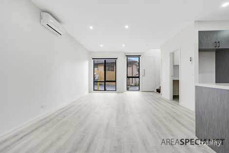Property photo of 2/4 Alice Court Hallam VIC 3803