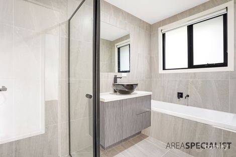Property photo of 2/4 Alice Court Hallam VIC 3803