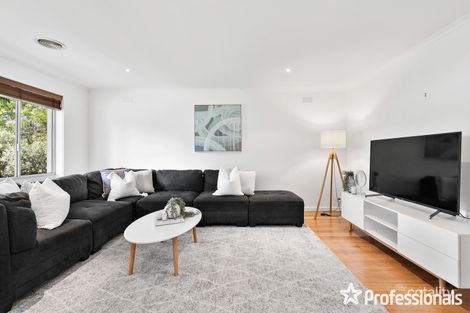 Property photo of 14 Lancaster Road Mooroolbark VIC 3138