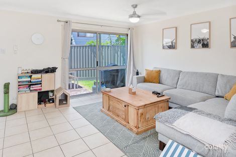 2/4 Ellen St, Southport, QLD 4215