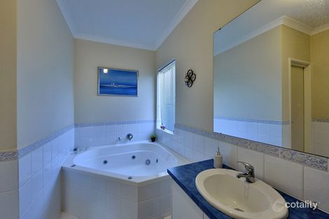 Property photo of 5 Cunderdin Loop Dawesville WA 6211